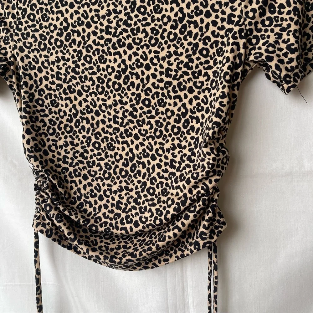 Leopard Print Ruched Crop Top - Picture 5 of 9